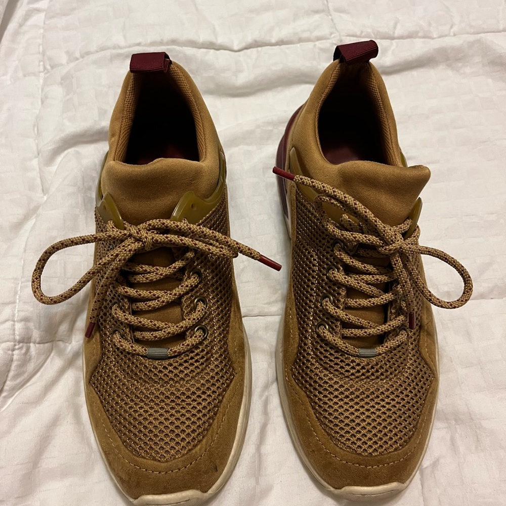 Zara Tennis Shoes size 40